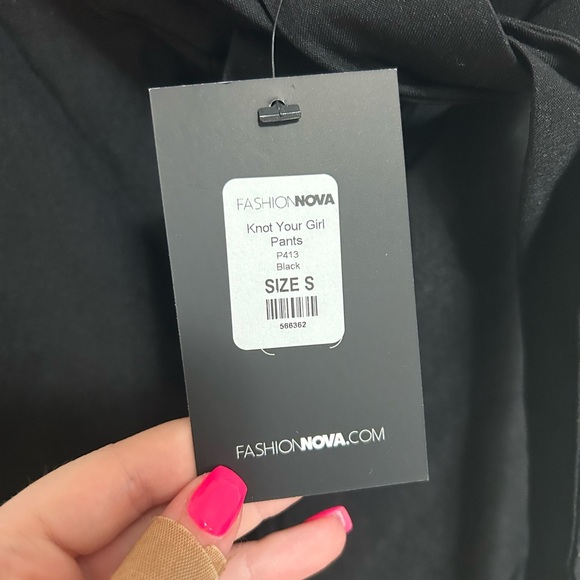 BNWT Fashion Nova Knot Your Girl dress pants size Small - Picture 3 of 3